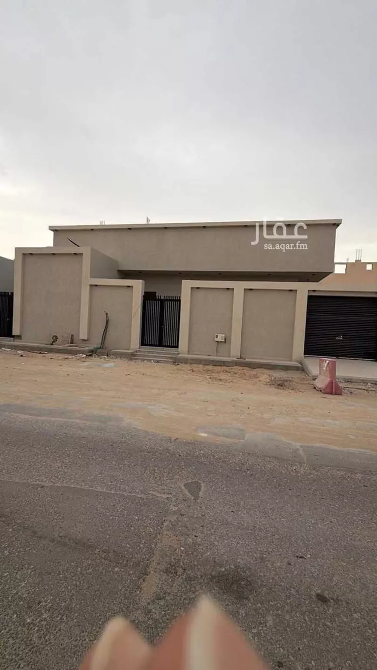 فيلا للبيع في شارع ربيعه بن لهيعه ، حي النايفية ، الهفوف ، الاحساء