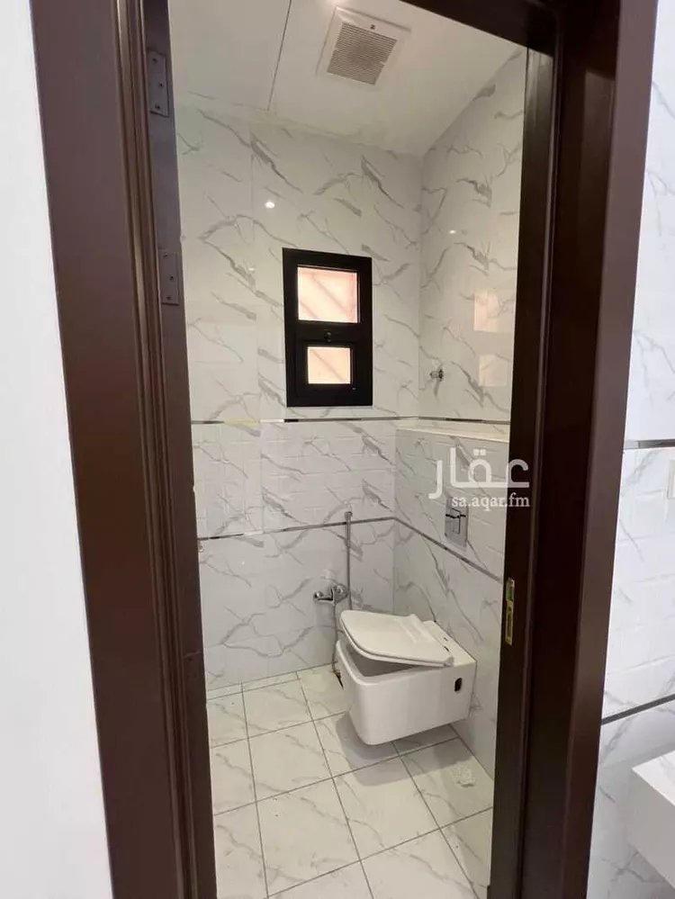 دور للإيجار في شارع محمود بن كرم, حي الملك فيصل, مدينة الرياض, منطقة الرياض صورة 4
