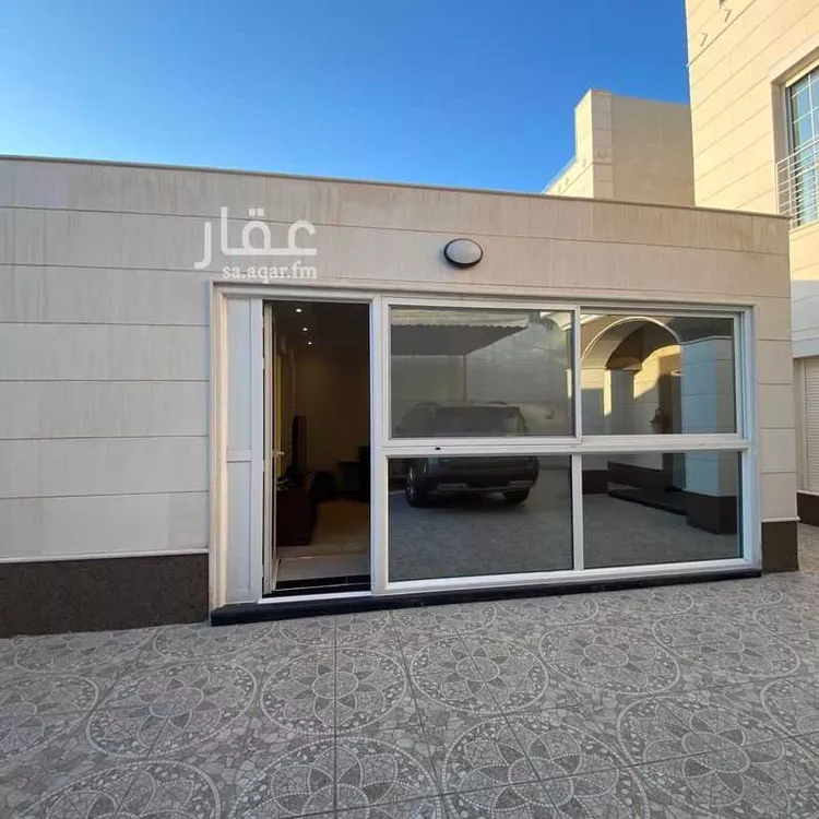 فيلا للبيع في شارع الرقي, حي البحيرة, مدينة الخبر, المنطقة الشرقية