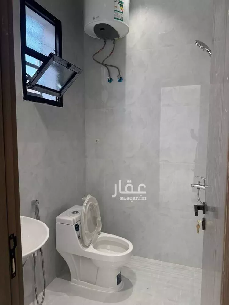 دور للبيع في شارع البريد, حي السعادة, مدينة الرياض, منطقة الرياض 13