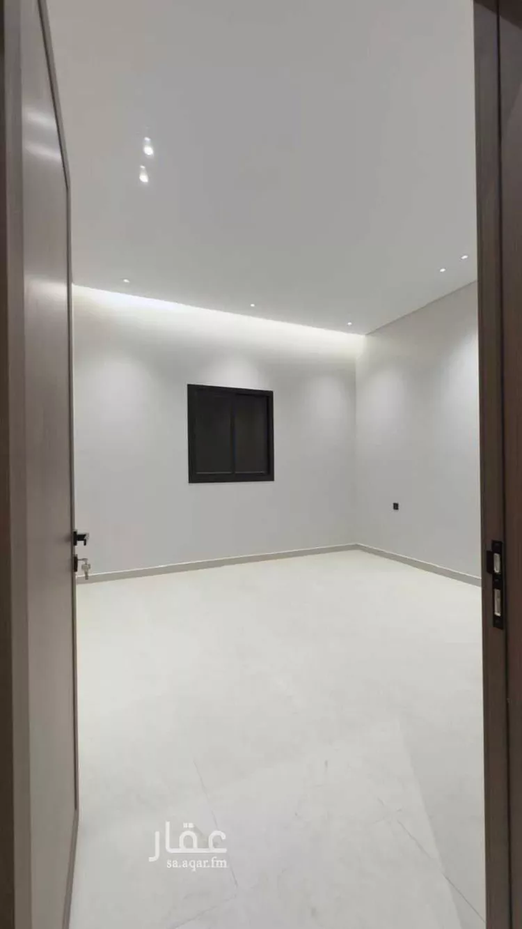 فيلا للبيع في شارع أبي القاسم بن مكي, حي طيبة, مدينة الرياض, منطقة الرياض 6