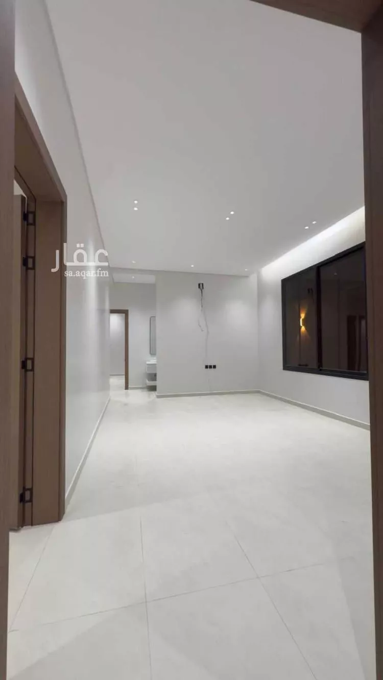 فيلا للبيع في شارع أبي القاسم بن مكي, حي طيبة, مدينة الرياض, منطقة الرياض 17
