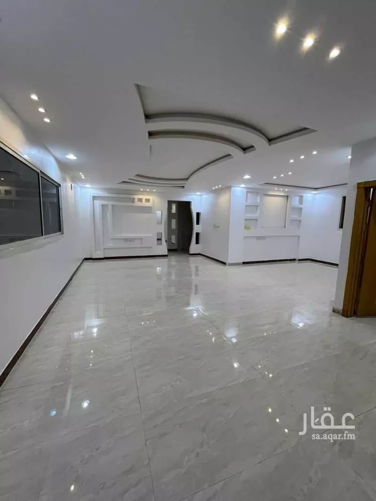 فيلا للإيجار في شارع المندائيه, حي القادسية, مدينة الرياض, منطقة الرياض صورة 2