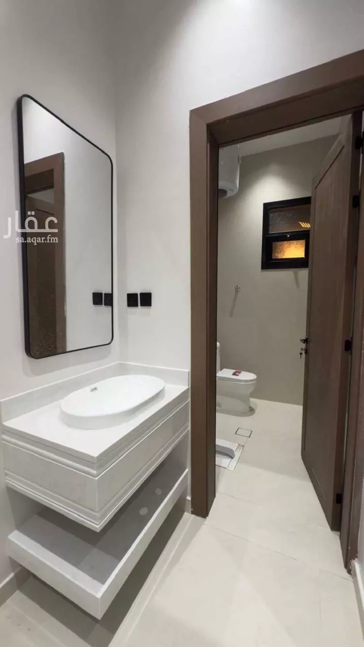 فيلا للبيع في شارع أبي القاسم بن مكي, حي طيبة, مدينة الرياض, منطقة الرياض 14