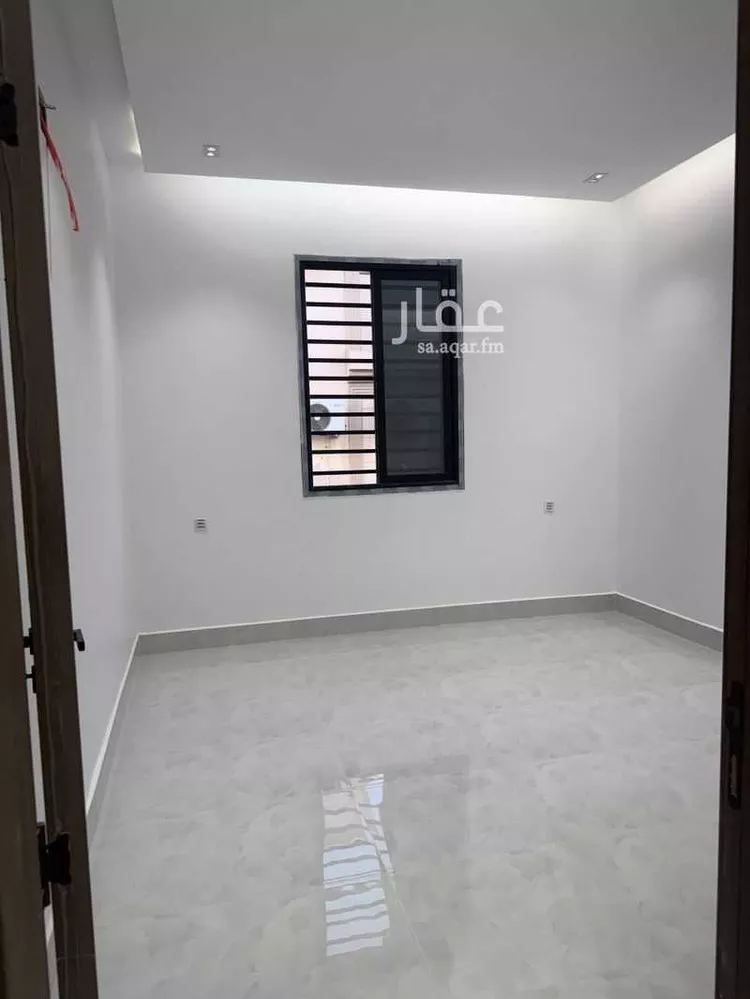 دور للبيع في شارع البريد, حي السعادة, مدينة الرياض, منطقة الرياض 14
