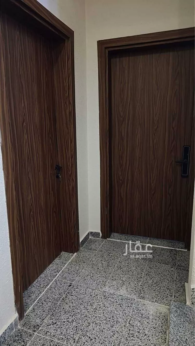 فيلا للبيع في شارع عام, حي المعيزيلة, مدينة الرياض, منطقة الرياض صورة 5