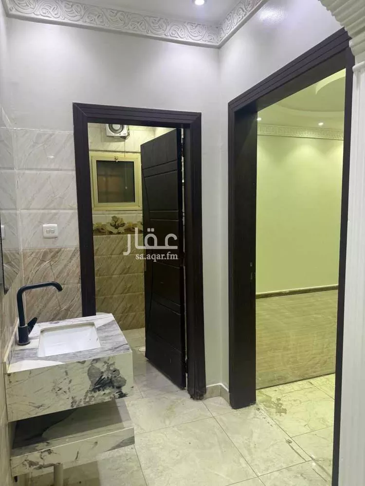 دور للإيجار في شارع الصداقة, حي السعادة, مدينة الرياض, منطقة الرياض صورة 3