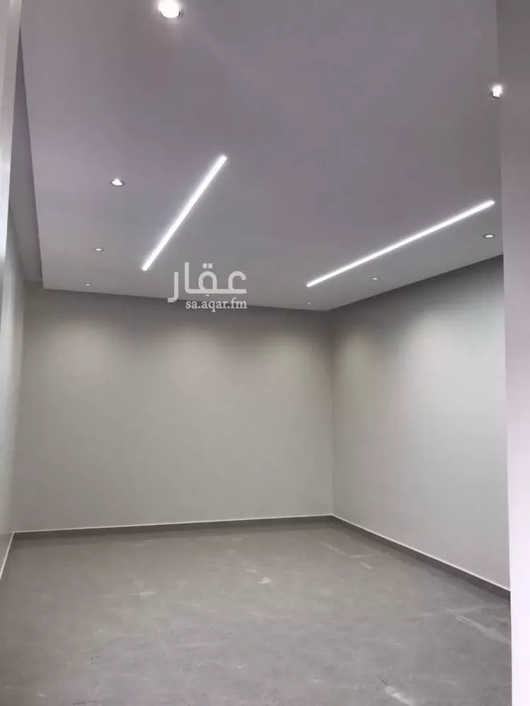 فيلا للبيع في شارع عفيف الغفاري, حي ضاحية الملك فهد, مدينة الدمام, المنطقة الشرقية صورة 4