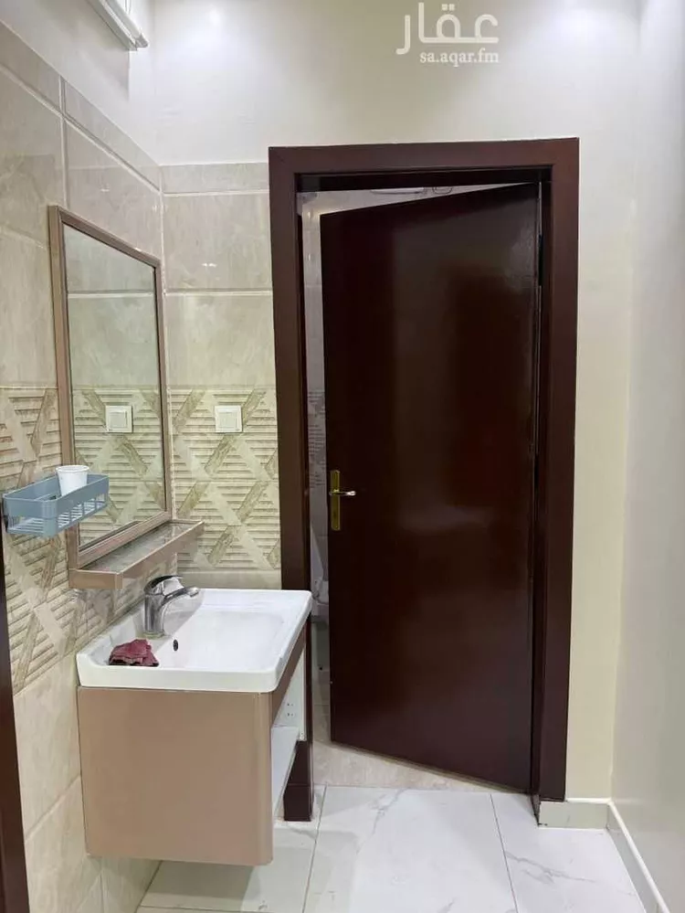 شقة للإيجار في شارع الفخر الأصبهاني, حي السعادة, مدينة الرياض, منطقة الرياض صورة 2
