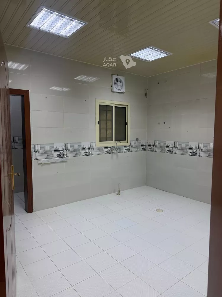 دور للإيجار في شارع الصداقة, حي السعادة, مدينة الرياض, منطقة الرياض 7