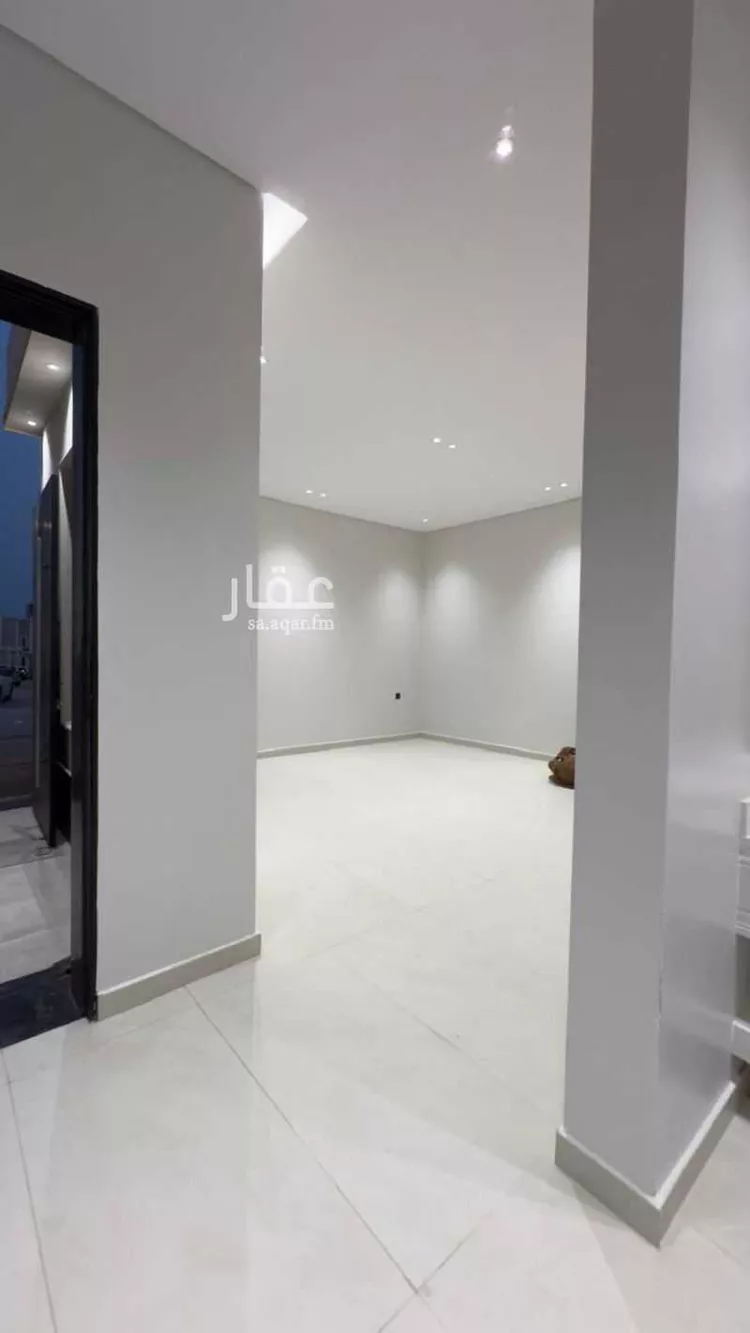 دور للبيع في شارع أبي القاسم بن مكي, حي طيبة, مدينة الرياض, منطقة الرياض صورة 3