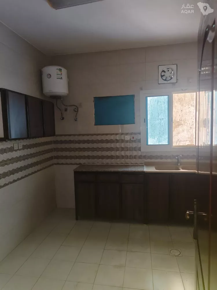 شقة للإيجار في شارع الامير سطام ابن عبدالعزيز, حي مدينة العمال, مدينة الخبر, المنطقة الشرقية صورة 3