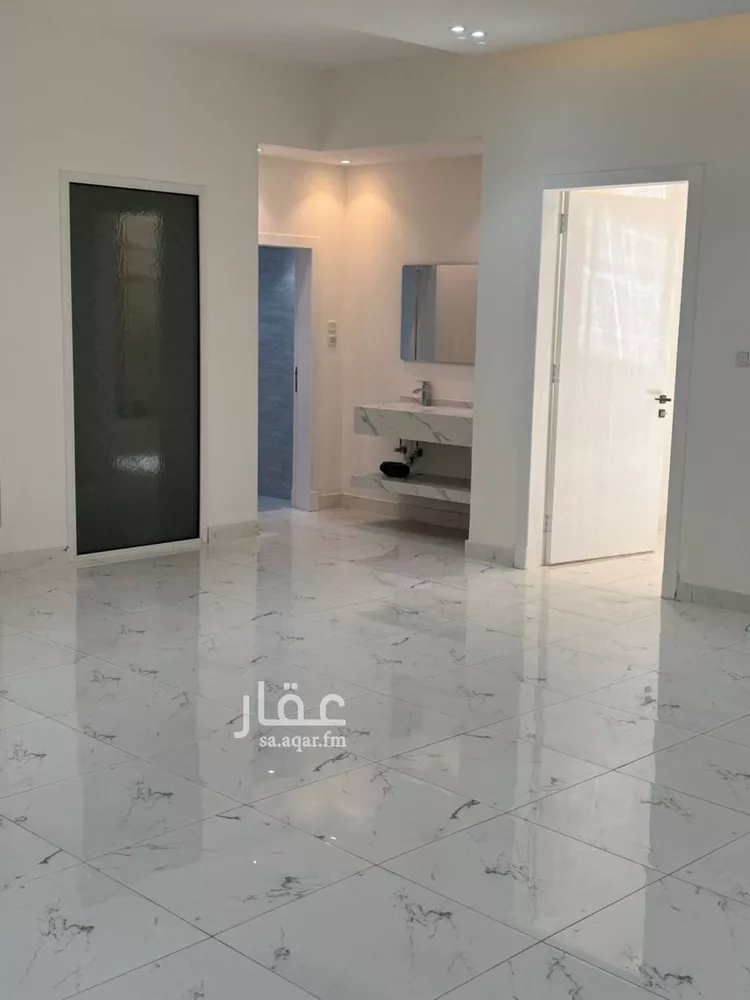 فيلا للبيع في شارع إسماعيل بن أبي اليسر, حي العارض, مدينة الرياض, منطقة الرياض صورة 5