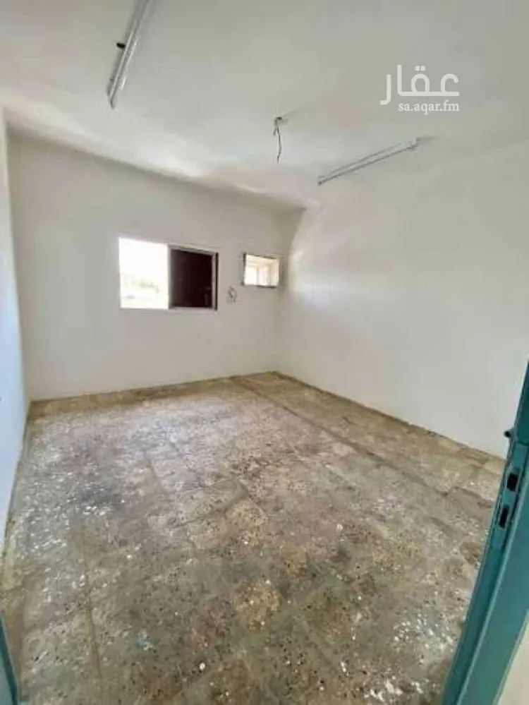 عمارة للإيجار في شارع القعقاع, حي المروج, مدينة أبها, منطقة عسير 1 صورة