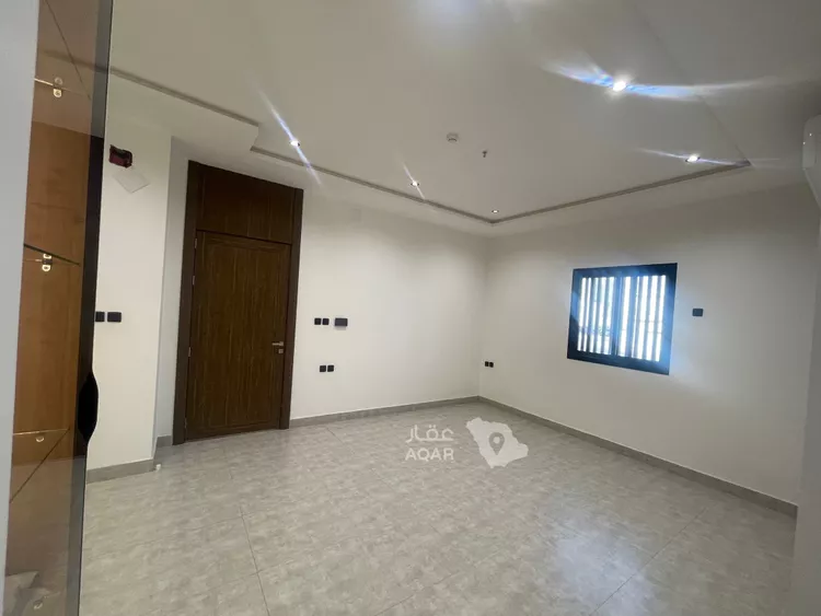 شقة للإيجار في شارع الشيخ عبدالرحمن بن إسحاق بن عبدالرحمن, حي المنار, مدينة الرياض, منطقة الرياض 18