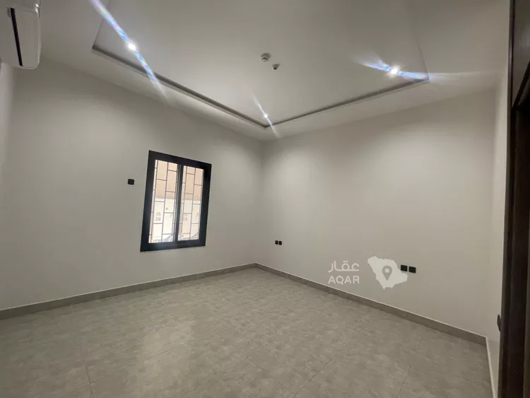 شقة للإيجار في شارع الشيخ عبدالرحمن بن إسحاق بن عبدالرحمن, حي المنار, مدينة الرياض, منطقة الرياض 15