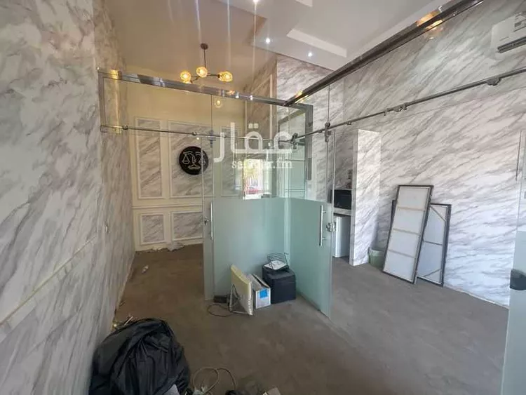 Commercial Office for Rent in Medina Bir Uthman صورة 4