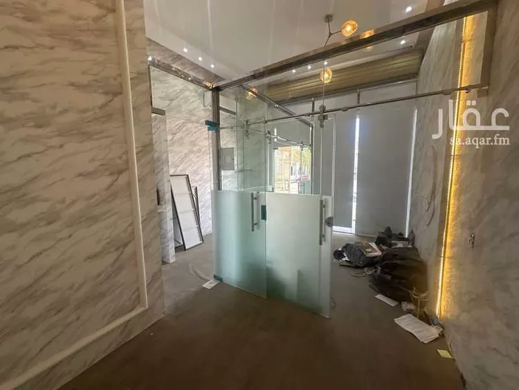 Commercial Office for Rent in Medina Bir Uthman صورة 5