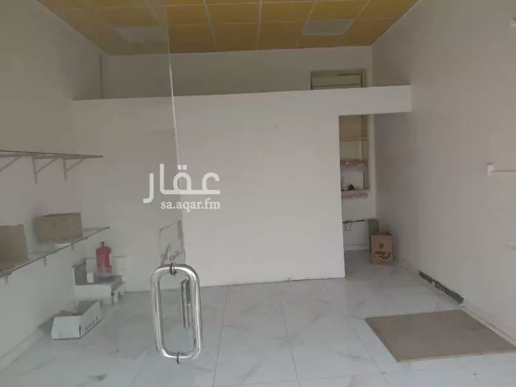 مكتب تجاري للإيجار في شارع ذر ابن أبي ذر, حي بئر عثمان, مدينة المدينة المنورة, منطقة المدينة المنورة صورة 3