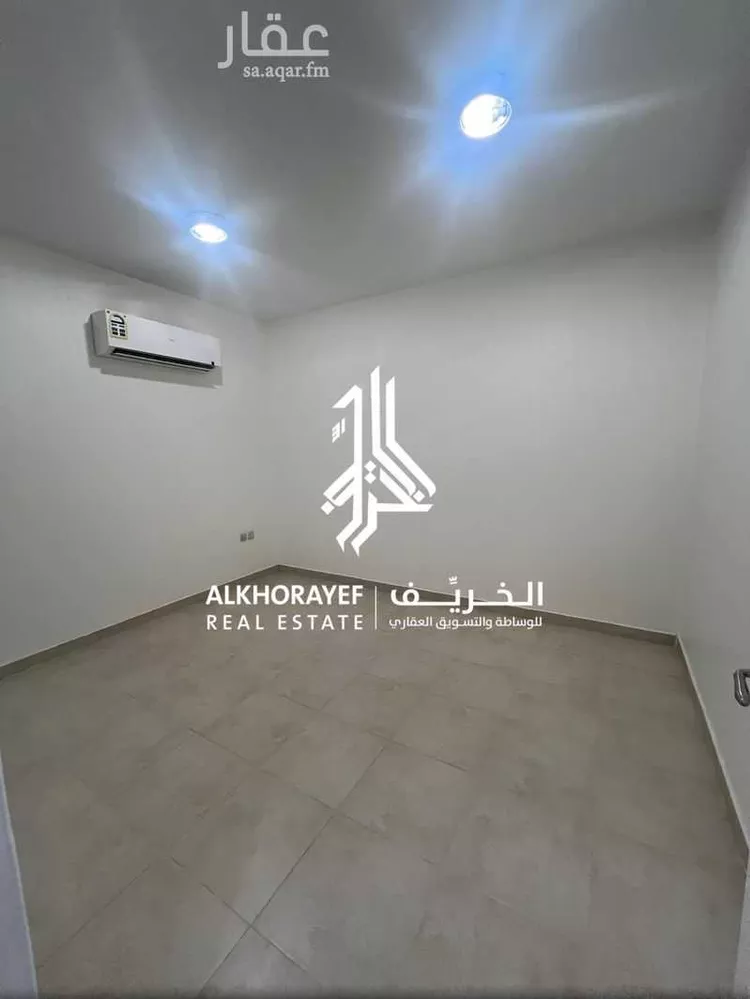 فيلا للبيع في شارع رقم 94, حي الياسمين, مدينة الرياض, منطقة الرياض صورة 3