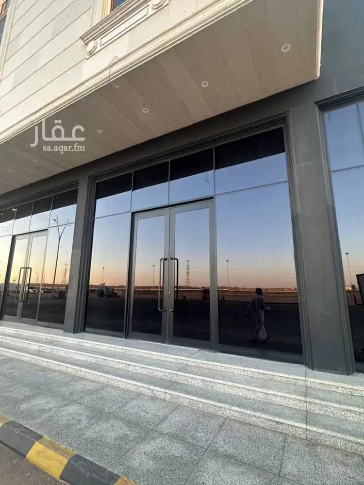 محل للإيجار في شارع خديجة بنت خويلد, حي البوادي, مدينة تبوك, منطقة تبوك صورة 5