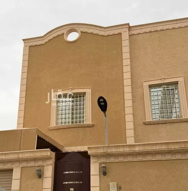 فيلا للبيع في شارع رقم 159, حي ظهرة لبن, مدينة الرياض, منطقة الرياض صورة 3