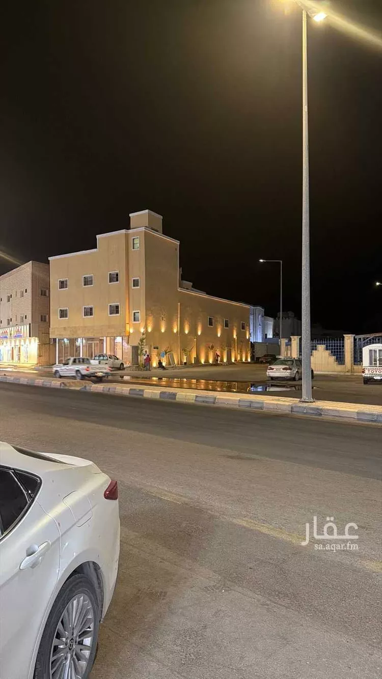 عمارة للإيجار في شارع الامير سلطان بن عبدالعزيز, حي الحلة, مدينة حوطه بنى تميم, منطقة الرياض
