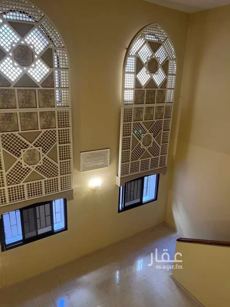 فيلا للإيجار في شارع سدوس, حي الدانة الجنوبية, مدينة الظهران, المنطقة الشرقية صورة 4