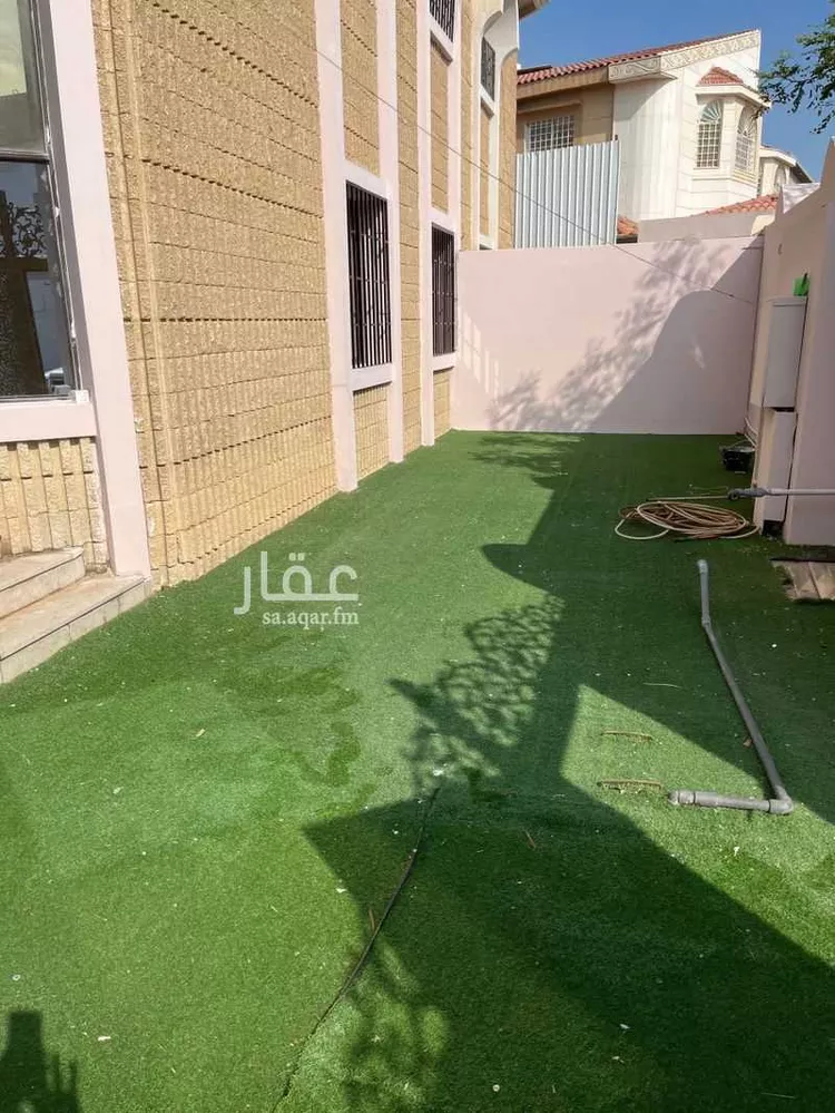 فيلا للإيجار في شارع سدوس, حي الدانة الجنوبية, مدينة الظهران, المنطقة الشرقية صورة 5