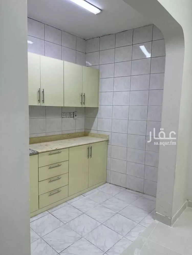 شقة للإيجار في شارع احمد القيسي, حي الشرفية, مدينة الرياض, منطقة الرياض صورة 2