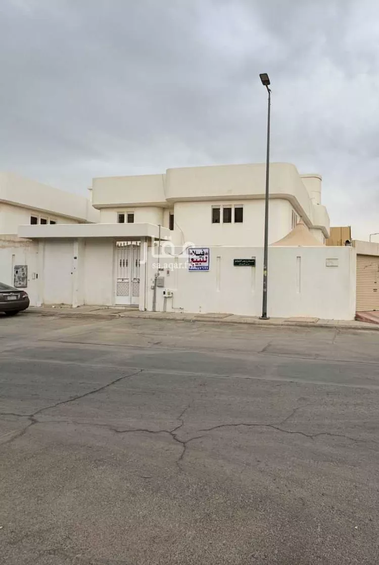 فيلا للبيع في شارع عبدالعزيز بن معمر ، حي الريان ، الرياض ، منطقة الرياض صورة 4