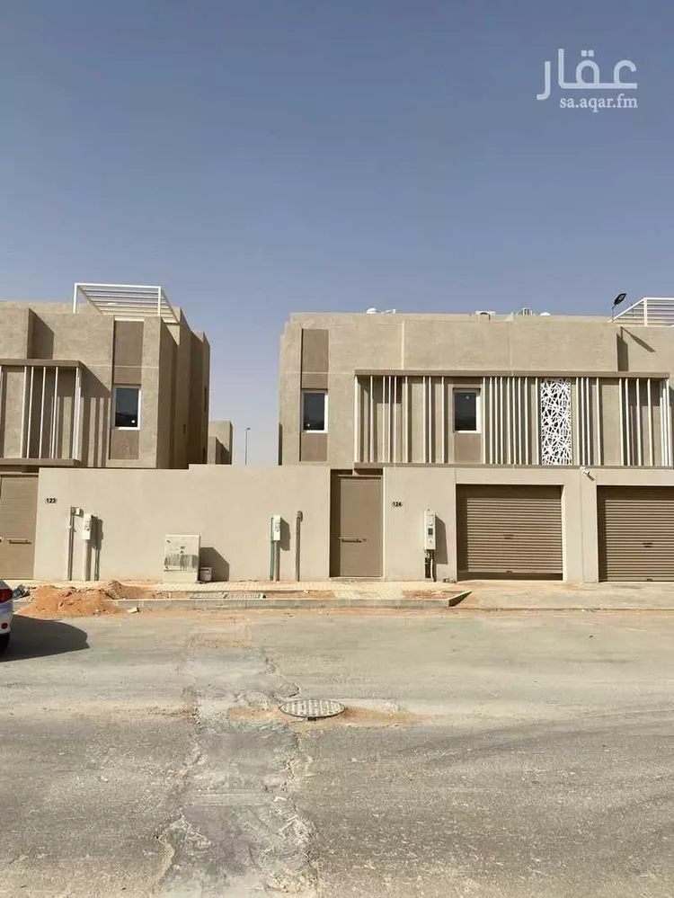 فيلا للإيجار في شارع الامير فيصل بن بندر بن عبدالعزيز الفرعي, حي مطار الملك خالد الدولي, مدينة الرياض, منطقة الرياض