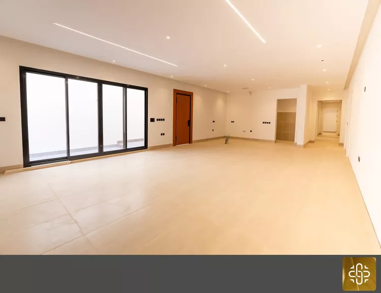Floor for Sale in Riyadh Al Wadi 4