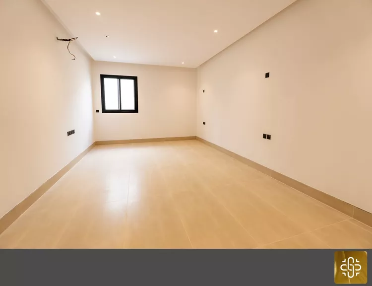 Floor for Sale in Riyadh Al Wadi 7