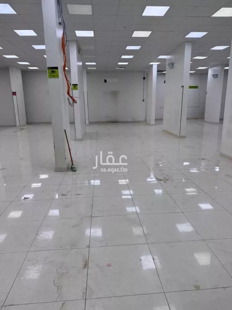 محل للإيجار في شارع حائل, حي ظهرة لبن, مدينة الرياض, منطقة الرياض صورة 4
