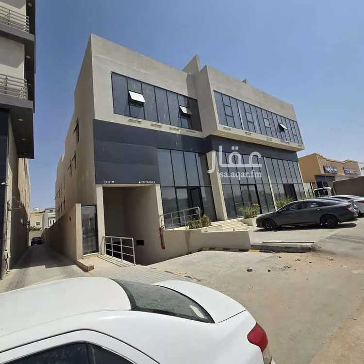 عمارة للإيجار في شارع سعود ابن فيصل الفرعي, حي الملقا, مدينة الرياض, منطقة الرياض صورة 3