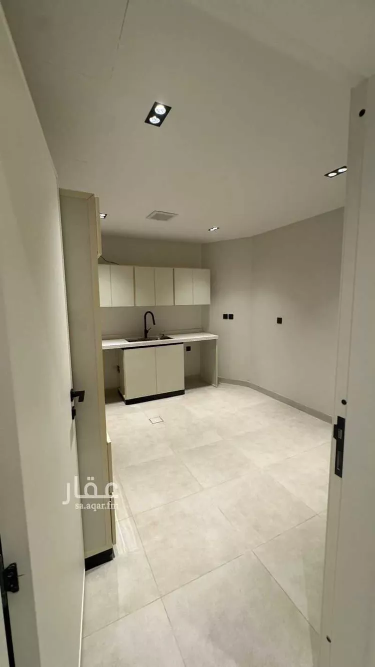 شقة للإيجار في شارع ابي بكر الصديق الفرعي, حي الملك سلمان, مدينة الرياض, منطقة الرياض صورة 3