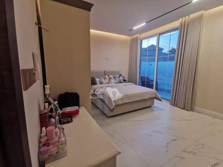 فيلا للبيع في شارع ابن مزين, حي المرسلات, مدينة الرياض, منطقة الرياض 14