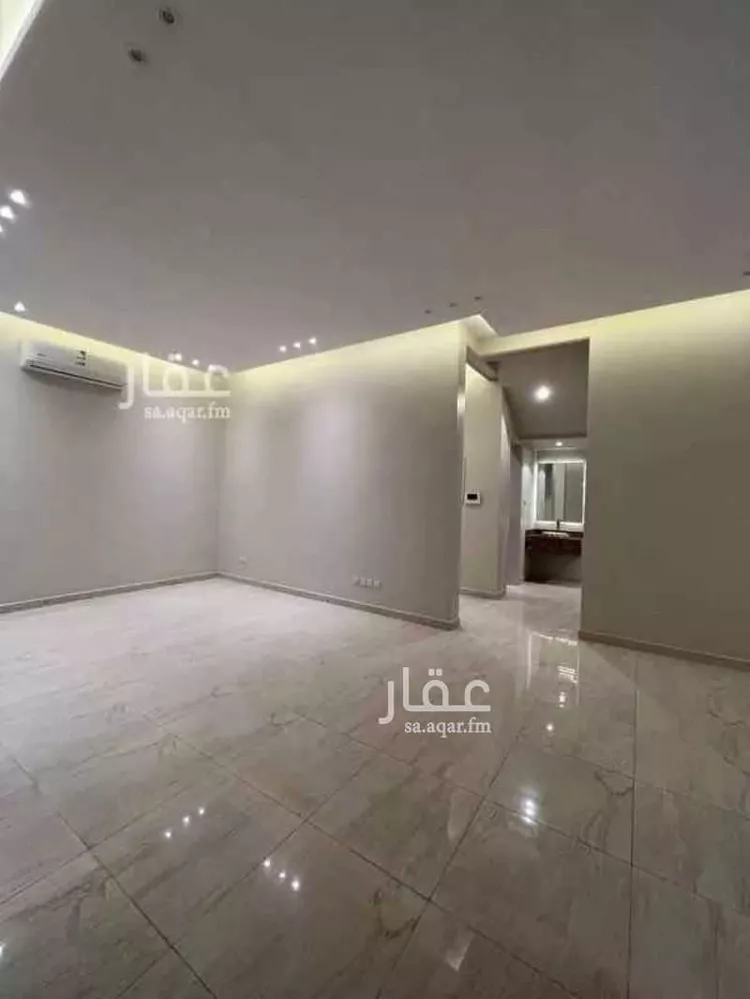فيلا للإيجار في شارع أحمد بن عبدالله العجلي, حي العارض, مدينة الرياض, منطقة الرياض صورة 3