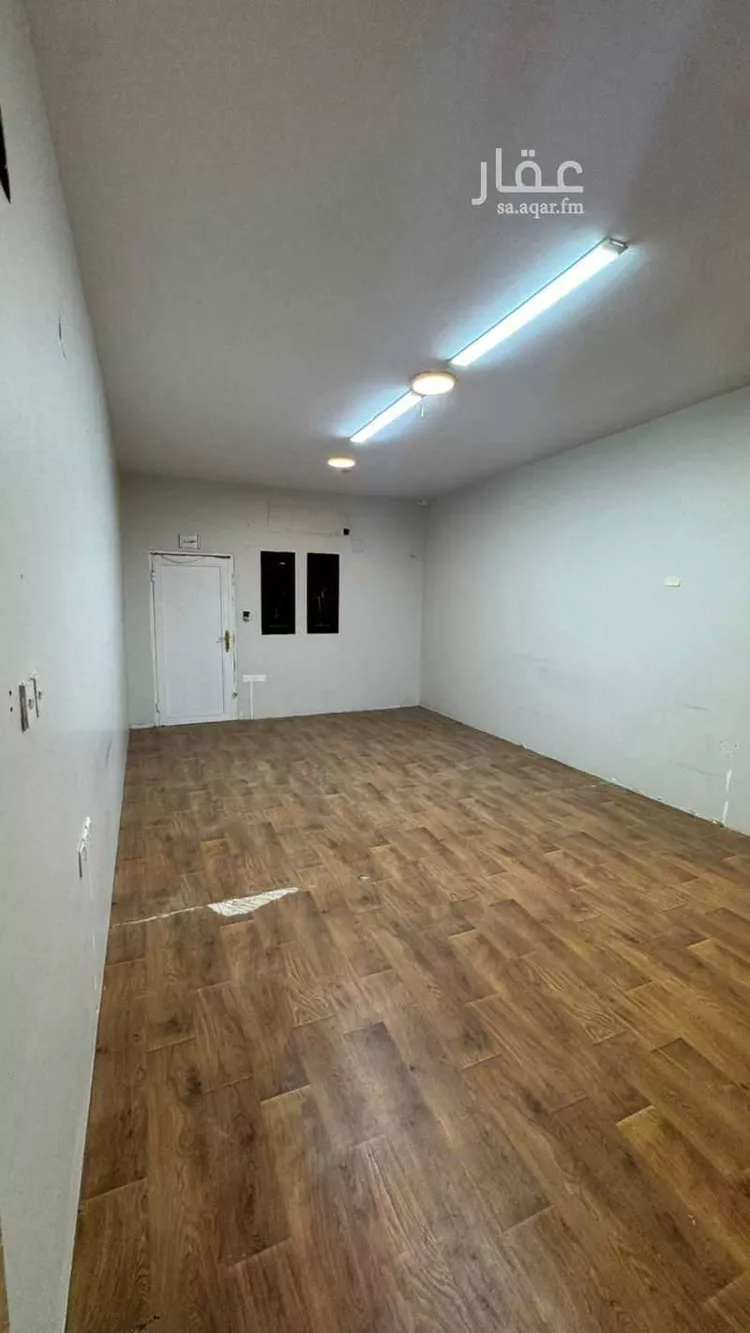 مكتب تجاري للإيجار في شارع الملك عبدالله ابن عبدالعزيز سعود الفرعي, حي الملك سلمان, مدينة الرياض, منطقة الرياض صورة 4