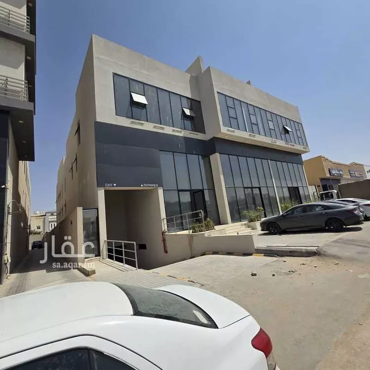 Building for Sale in Riyadh Al Malqa صورة 3