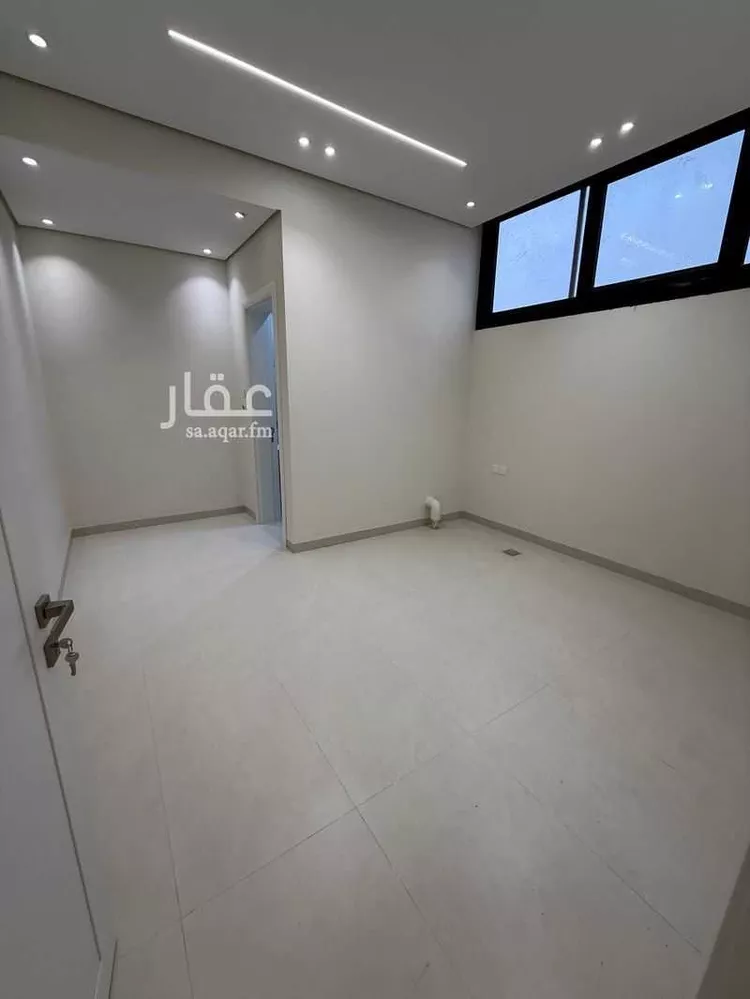 Floor for Rent in Riyadh Al Murabba 13