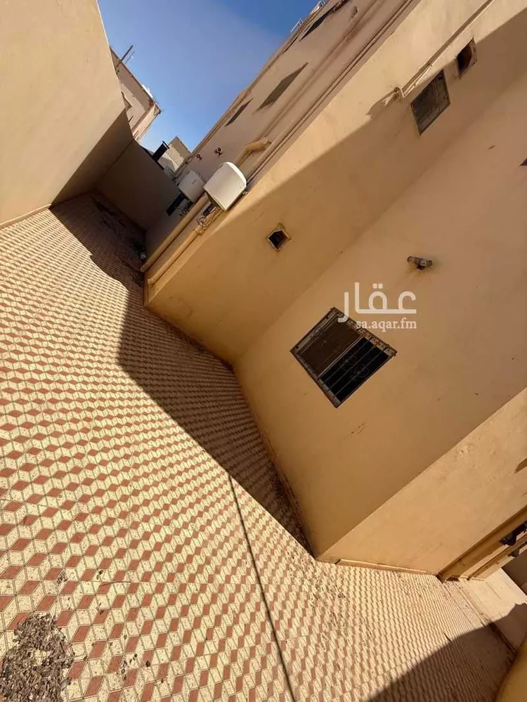 شقة للإيجار في شارع جبل نهير ، حي الورود ، طريف ، طريف صورة 3