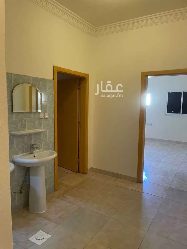 شقة للإيجار في شارع الملك عبدالله ابن عبدالعزيز سعود, حي الخالدية, مدينة الدرعية, منطقة الرياض