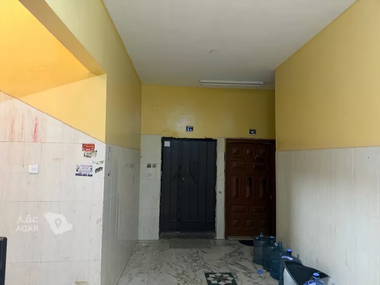 عمارة للبيع في شارع ابن المهاجر, حي غبيرا, مدينة الرياض, منطقة الرياض صورة 3