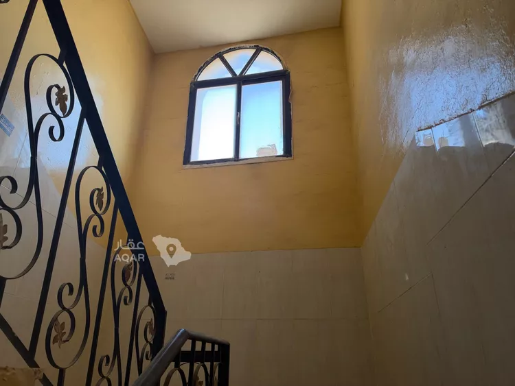 عمارة للبيع في شارع ابن المهاجر, حي غبيرا, مدينة الرياض, منطقة الرياض صورة 5