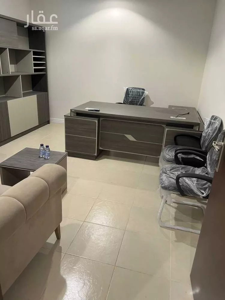 مكتب تجاري للإيجار في شارع الملك عبدالعزيز ابن عبدالرحمن سعود الفرعي, حي العارض, مدينة الرياض, منطقة الرياض