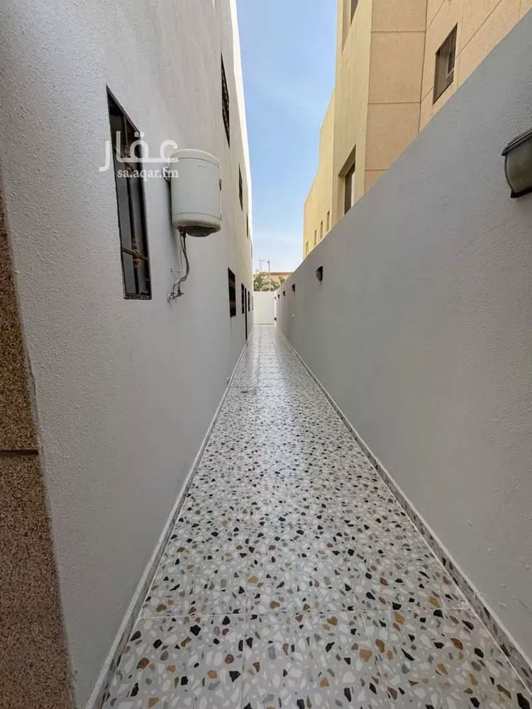 فيلا للبيع في شارع مغيرة, حي الوادي, مدينة الرياض, منطقة الرياض صورة 5