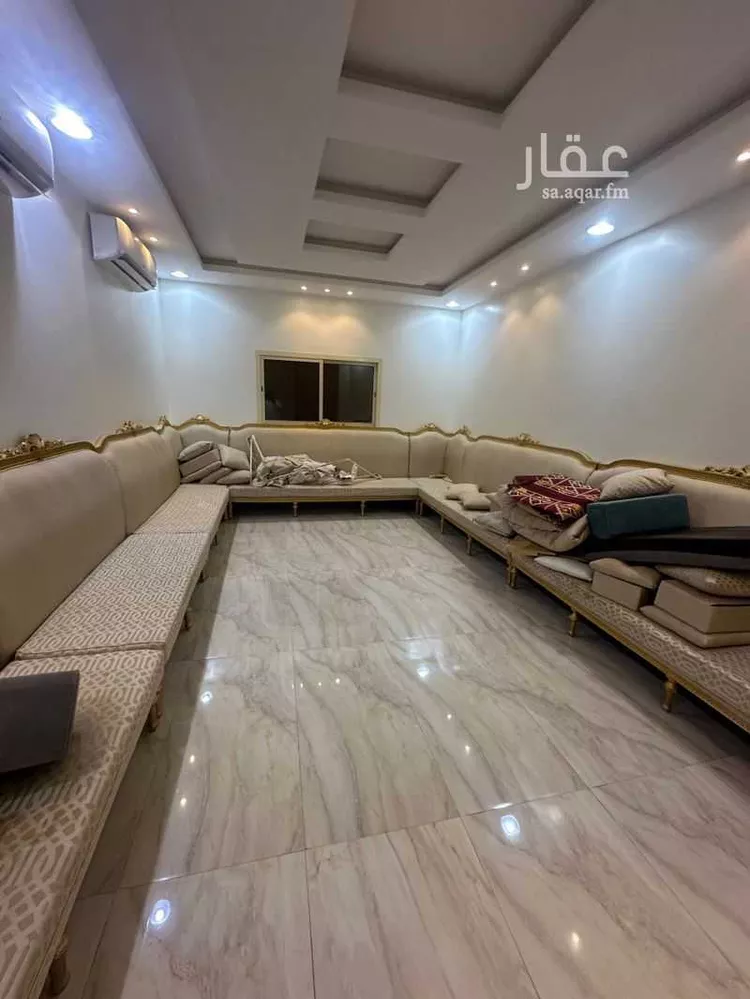 دور للإيجار في شارع محمد بن شيبة ، حي المعيزيلة ، الرياض ، منطقة الرياض 1 صورة