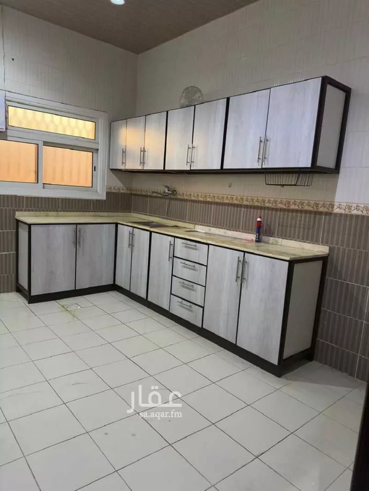 شقة للإيجار في شارع شارع عين العزيزية, حي الضباب, مدينة أبها, منطقة عسير صورة 2